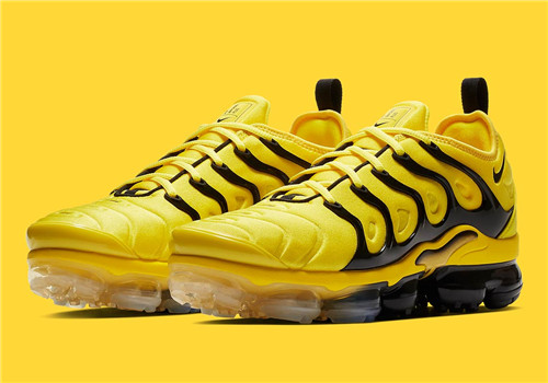 Nike Air VaporMax PLUS-M-044