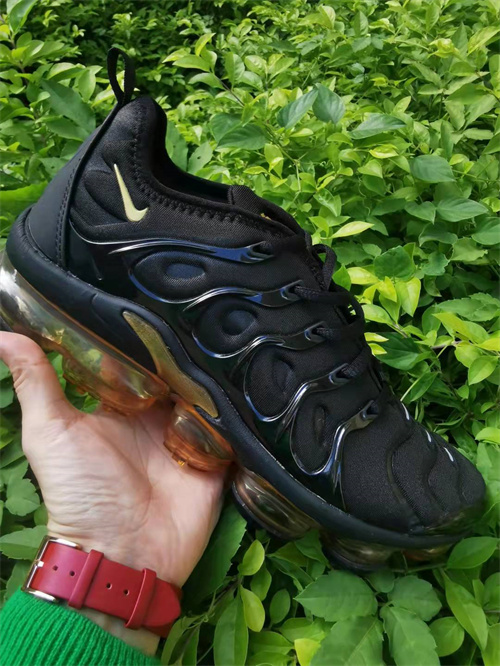 Nike Air VaporMax PLUS-M-074