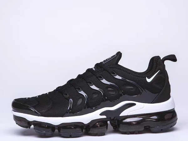 Nike Air VaporMax PLUS(SIZE:48,49,)-0017