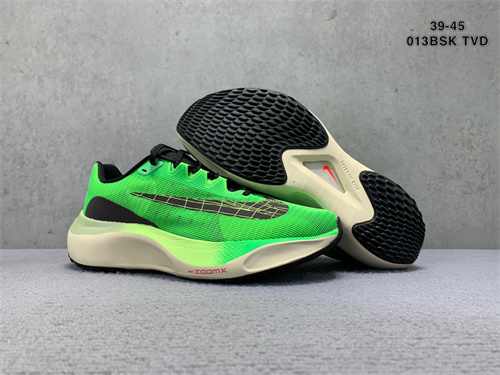 Nike Air Zoom Tempo NEXT%-W-033