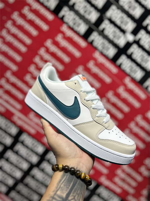 Nike Court Borough Low-0018
