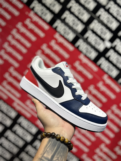 Nike Court Borough Low-0020
