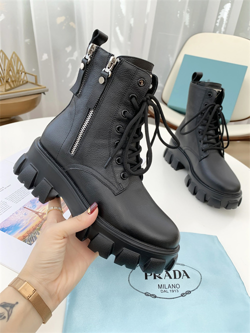 PRADA  Boots(AAA)-011