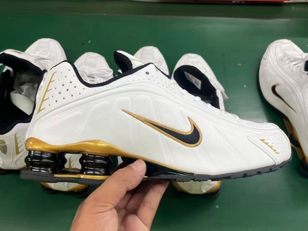 Shox R4-W-0071