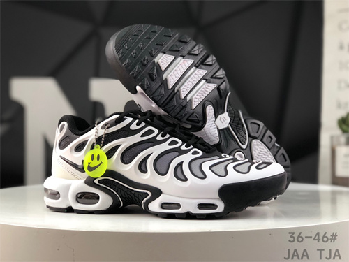Nike Air Max Plus DRIFT-M-0009