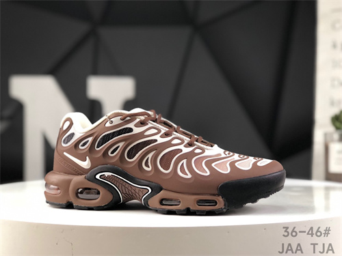 Nike Air Max Plus DRIFT-W-0008