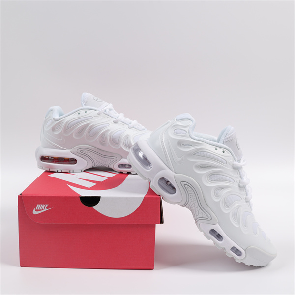 Nike Air Max Plus DRIFT-M-0022