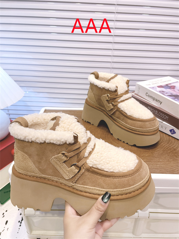 UGG Boots(AAA)-W-0520