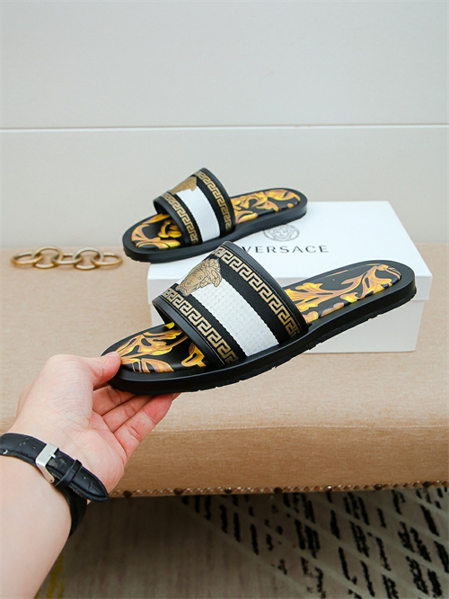 Versace Sandal-M-237