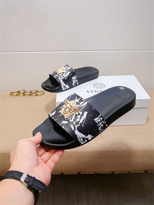 Versace Sandal-M-245