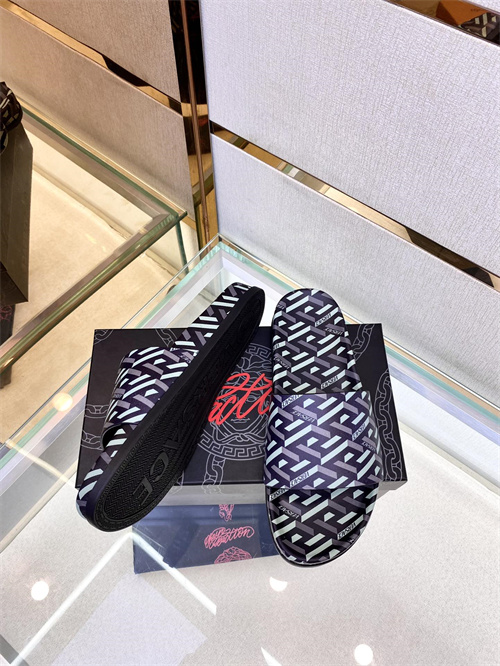 Versace Sandal-M-266