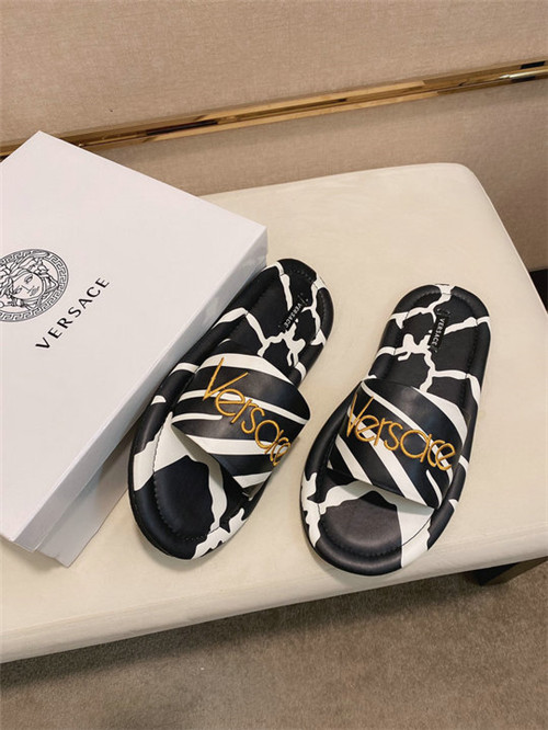 Versace Sandal-M-076