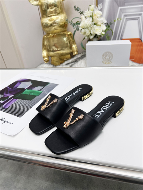 Versace Sandal-W-131