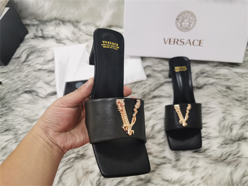 Versace Sandal-W-057