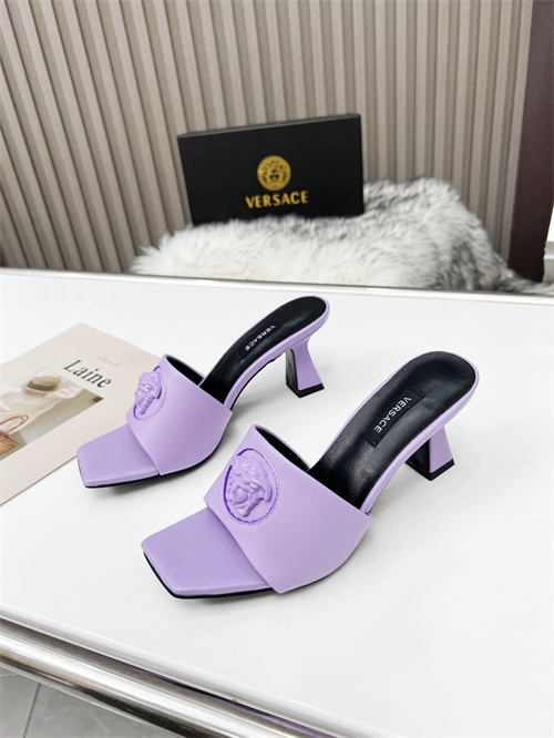 Versace Sandal-W-085