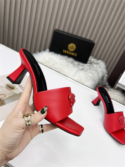 Versace Sandal-W-086