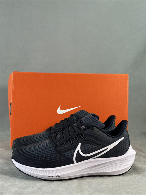 Nike Zoom Pegasus-M-064