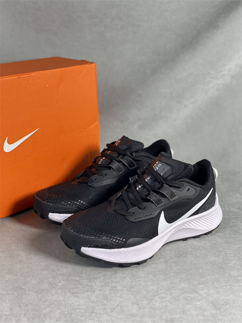 Nike Zoom Pegasus-M-087