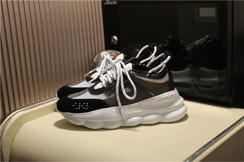 Versace(AAA)Shoes-W-097