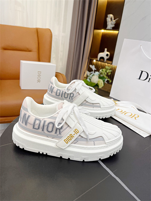 Dior Shoes-W-295