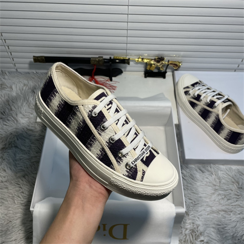 Dior Shoes-W-309