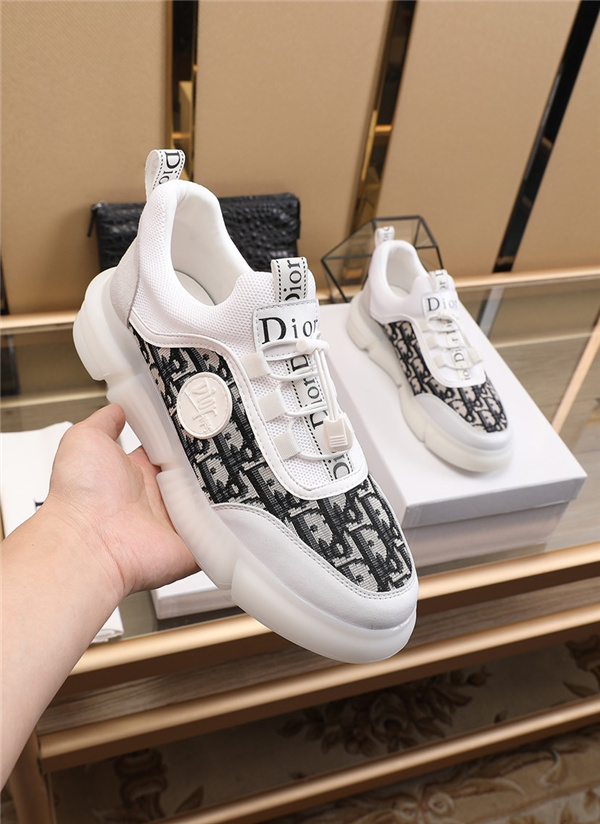 Dior Shoes-M-483