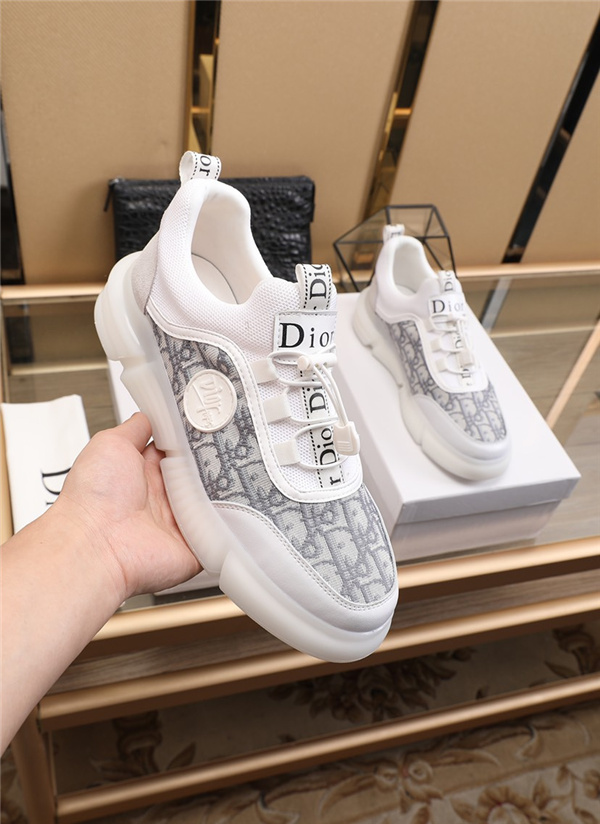 Dior Shoes-M-485