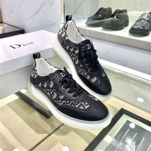 Dior Shoes-M-605