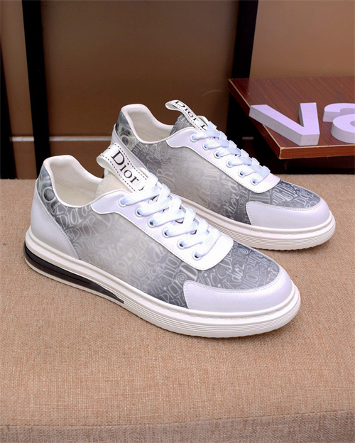Dior Shoes-M-637