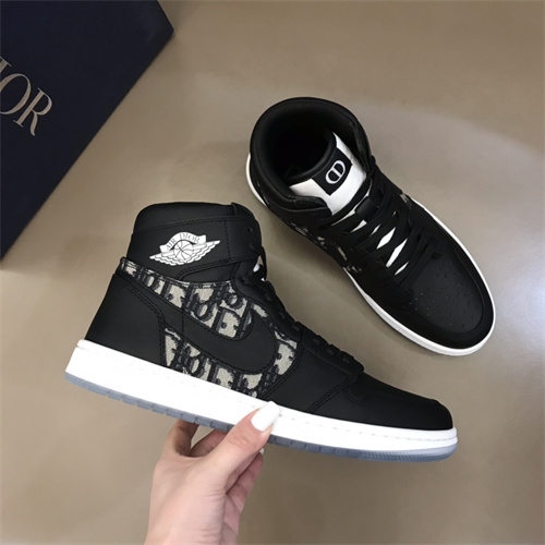 Dior Shoes-M-669