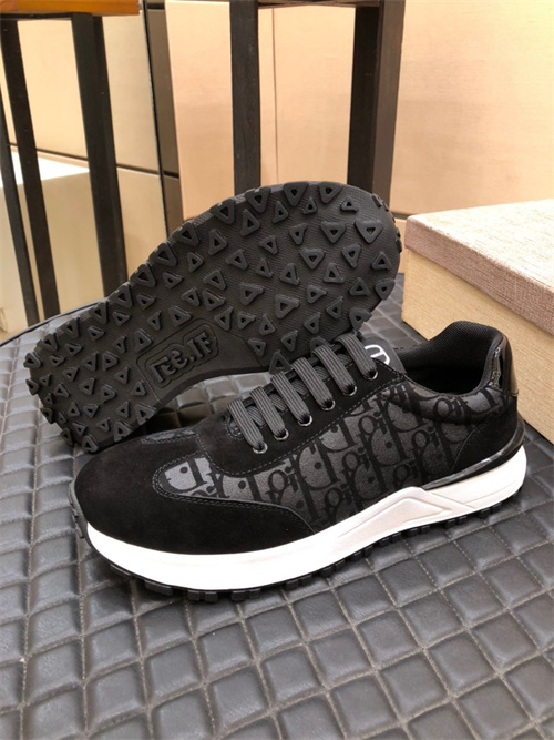 Dior Shoes-M-859